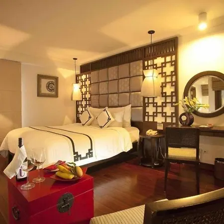 Church Boutique Hotel Hang Trong-2
